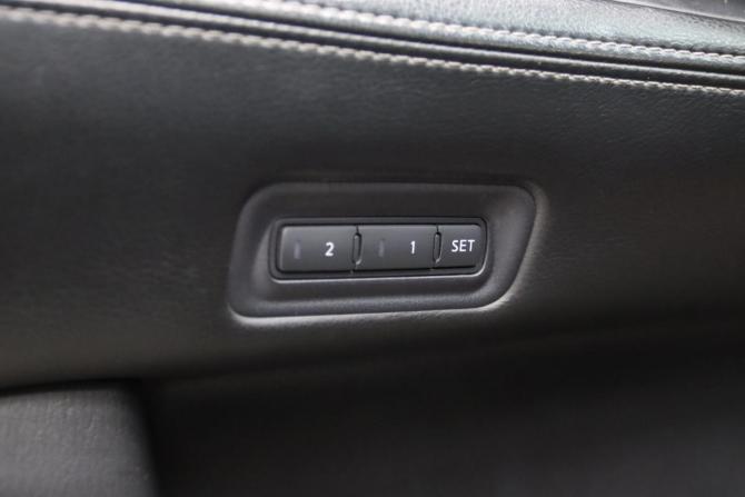 Nissan Pathfinder IV с пробегом 2016 года, цена 1 865 650 рублей, 181083 км, внедорожник, Автокод Объявления