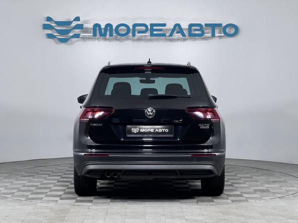 Volkswagen Tiguan II с пробегом 2017 года, цена 2 150 000 рублей, 217000 км, внедорожник, Автокод Объявления