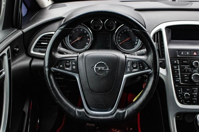 Opel Astra J Рестайлинг с пробегом 2012 года, цена 779 000 рублей, 226452 км, хэтчбек, Автокод Объявления