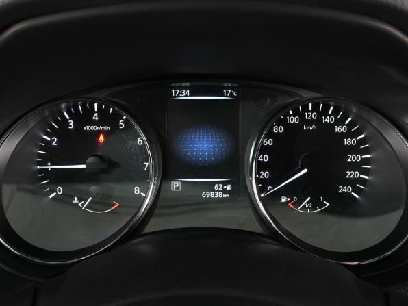 Nissan Qashqai II с пробегом 2018 года, цена 1 829 000 рублей, 69838 км, внедорожник, Автокод Объявления