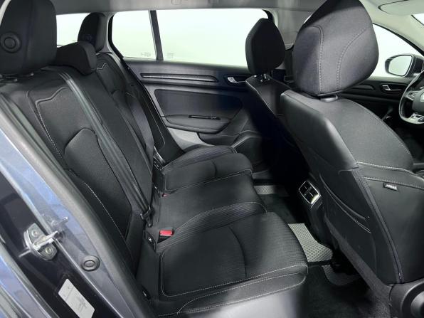 Renault Megane IV с пробегом 2020 года, цена 1 647 000 рублей, 102956 км, универсал, Автокод Объявления