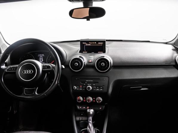 Audi A1 I (8X) с пробегом 2012 года, цена 1 048 000 рублей, 196970 км, хэтчбек, Автокод Объявления