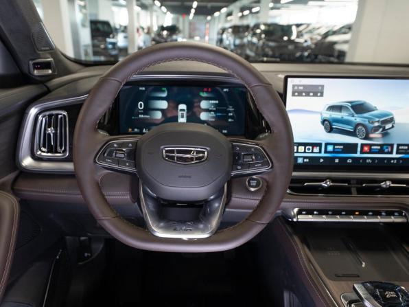 Geely Monjaro I Рестайлинг 2 с пробегом 2026 года, цена 4 100 000 рублей, 50 км, внедорожник, Автокод Объявления