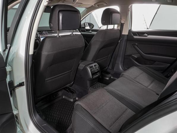 Volkswagen Passat B8 с пробегом 2016 года, цена 1 799 000 рублей, 175680 км, седан, Автокод Объявления