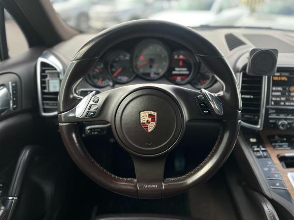 Porsche Cayenne II (958) с пробегом 2012 года, цена 1 710 000 рублей, 247257 км, внедорожник, Автокод Объявления