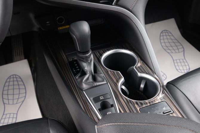 Toyota Camry VIII (XV70) с пробегом 2019 года, цена 2 799 000 рублей, 169098 км, седан, Автокод Объявления