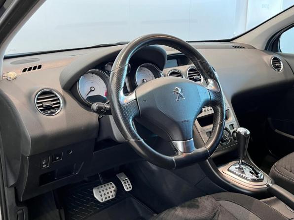 Peugeot 408 I с пробегом 2014 года, цена 595 000 рублей, 177000 км, седан, Автокод Объявления