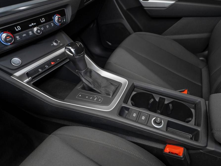 Audi Q3 II (F3) Москва  - изображение 15