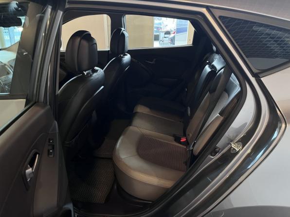 Hyundai ix35 I Рестайлинг с пробегом 2013 года, цена 1 350 000 рублей, 183489 км, внедорожник, Автокод Объявления