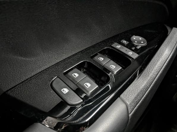 Kia Sportage V с пробегом 2024 года, цена 3 480 000 рублей, 40058 км, внедорожник, Автокод Объявления