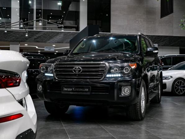 Toyota Land Cruiser 200 Series Рестайлинг 1 с пробегом 2014 года, цена 5 279 900 рублей, 180045 км, внедорожник, Автокод Объявления