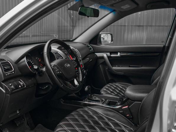 Kia Sorento II Рестайлинг с пробегом 2019 года, цена 2 230 000 рублей, 101286 км, внедорожник, Автокод Объявления
