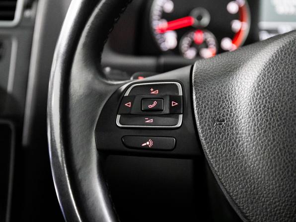 Volkswagen Touran I Рестайлинг 2 с пробегом 2012 года, цена 1 100 000 рублей, 127917 км, компактвэн, Автокод Объявления