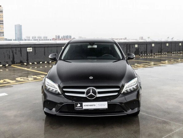 Mercedes-Benz C-Класс IV (W205) Рестайлинг с пробегом 2019 года, цена 2 850 000 рублей, 130000 км, седан, Автокод Объявления