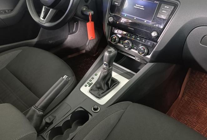 Skoda Octavia III (A7) с пробегом 2017 года, цена 1 750 000 рублей, 101198 км, универсал, Автокод Объявления