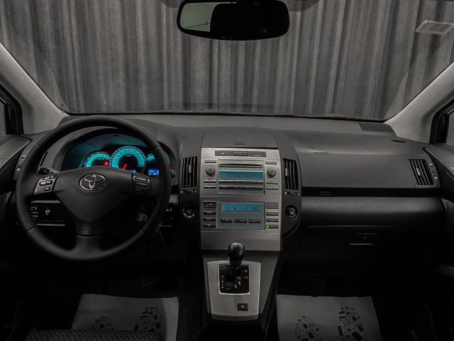 Toyota Corolla Verso I Рестайлинг 2 Красноярск  - изображение 9