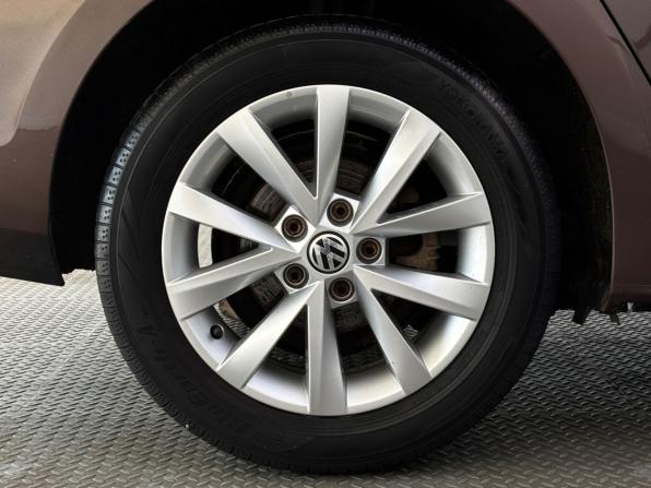 Volkswagen Jetta VI Рестайлинг с пробегом 2015 года, цена 1 125 000 рублей, 124200 км, седан, Автокод Объявления