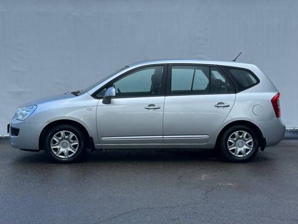 Kia Carens II (UN) с пробегом 2010 года, цена 685 000 рублей, 133600 км, компактвэн, Автокод Объявления