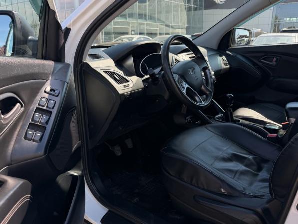 Hyundai ix35 I Рестайлинг с пробегом 2014 года, цена 956 000 рублей, 239683 км, внедорожник, Автокод Объявления