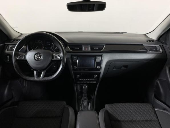 Skoda Rapid I с пробегом 2017 года, цена 1 655 000 рублей, 58200 км, лифтбек, Автокод Объявления