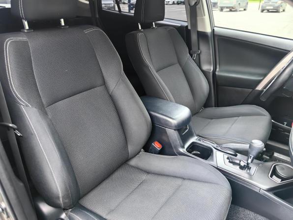 Toyota RAV4 IV (XA40) Рестайлинг с пробегом 2018 года, цена 2 446 000 рублей, 112000 км, внедорожник, Автокод Объявления