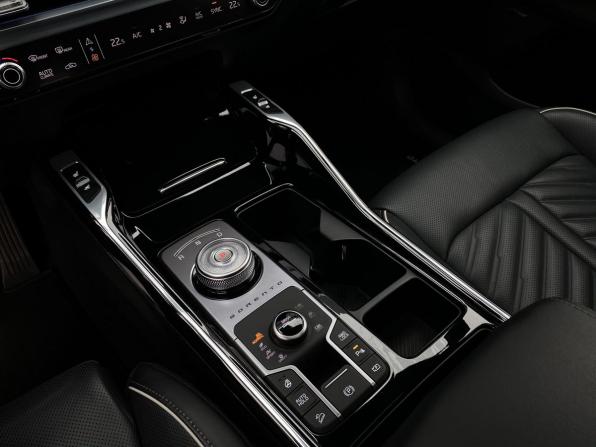 Kia Sorento IV Рестайлинг с пробегом 2024 года, цена 5 199 000 рублей, 16350 км, внедорожник, Автокод Объявления