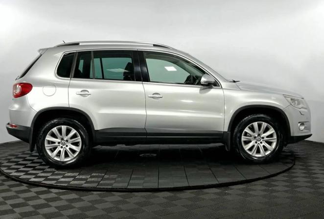 Volkswagen Tiguan I с пробегом 2009 года, цена 1 200 000 рублей, 188757 км, внедорожник, Автокод Объявления