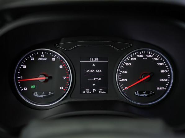 JAC JS4 с пробегом 2022 года, цена 1 399 000 рублей, 49155 км, внедорожник, Автокод Объявления
