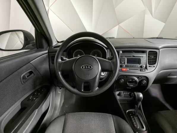 Kia Rio II Рестайлинг с пробегом 2010 года, цена 489 000 рублей, 133053 км, хэтчбек, Автокод Объявления
