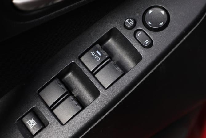 Mazda 3 II (BL) Рестайлинг с пробегом 2012 года, цена 1 169 000 рублей, 136050 км, хэтчбек, Автокод Объявления