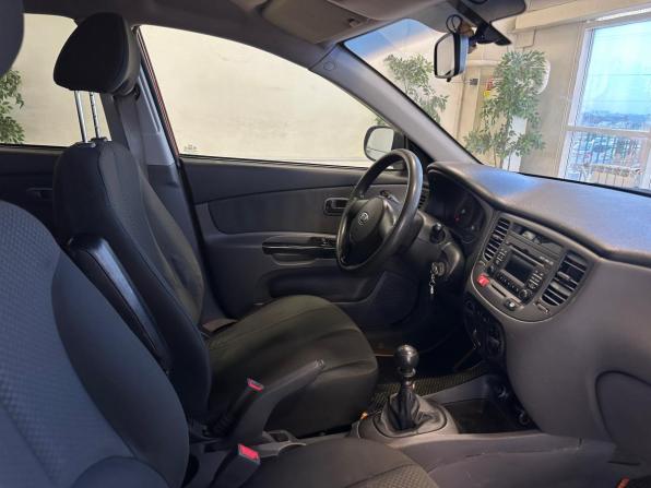 Kia Rio II Рестайлинг с пробегом 2011 года, цена 499 000 рублей, 210000 км, седан, Автокод Объявления