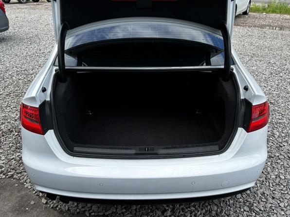 Audi A4 IV (B8) Рестайлинг с пробегом 2013 года, цена 1 243 000 рублей, 227000 км, седан, Автокод Объявления