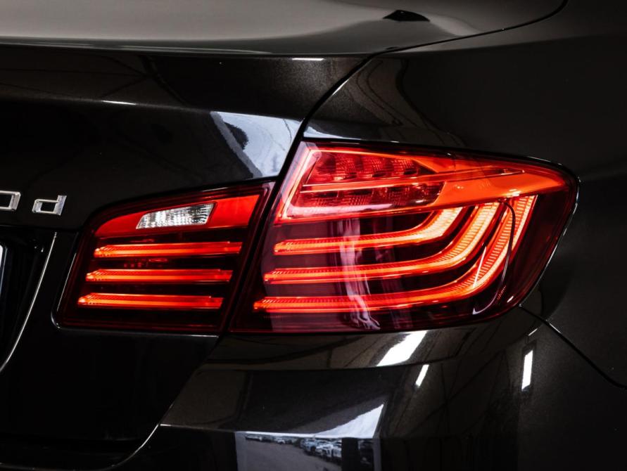 BMW 5 серии VI (F10/F11/F07) Рестайлинг Санкт-Петербург  - изображение 12