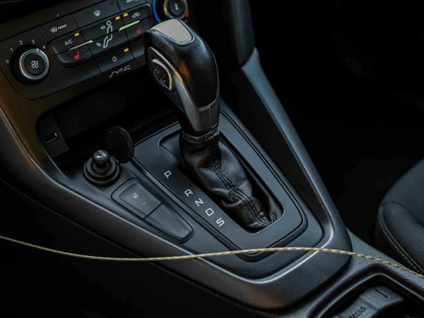 Ford Focus III Рестайлинг с пробегом 2016 года, цена 884 000 рублей, 180028 км, хэтчбек, Автокод Объявления