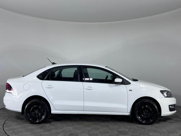 Volkswagen Polo V Рестайлинг с пробегом 2020 года, цена 1 280 000 рублей, 137951 км, седан, Автокод Объявления