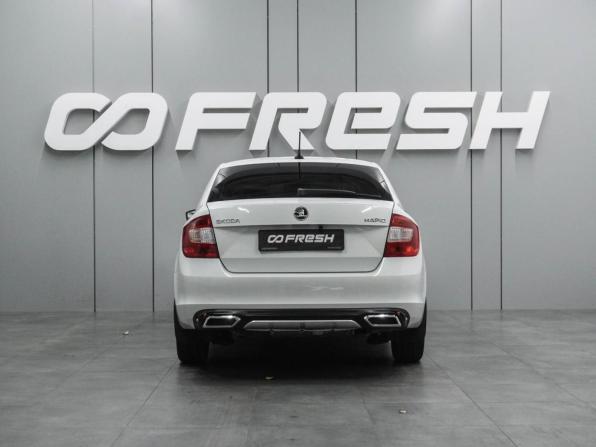 Skoda Rapid I с пробегом 2017 года, цена 899 000 рублей, 227920 км, лифтбек, Автокод Объявления