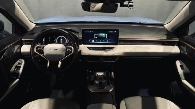 Haval Jolion I Рестайлинг с пробегом 2024 года, цена 1 920 000 рублей, 42880 км, внедорожник, Автокод Объявления