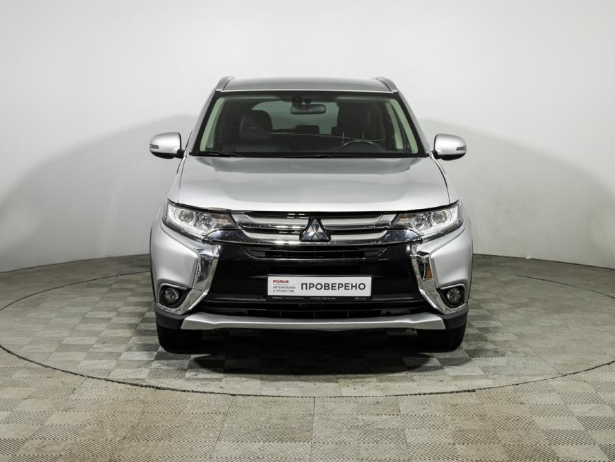Mitsubishi Outlander III Рестайлинг 2 Санкт-Петербург  - изображение 2