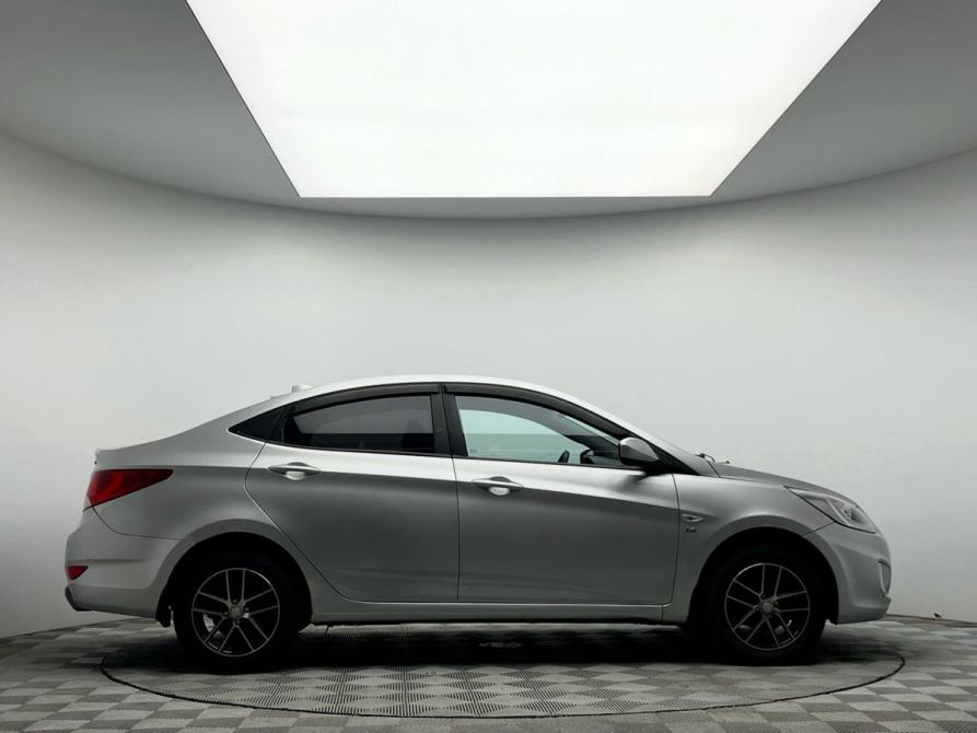Hyundai Solaris I Мурманск  - изображение 8