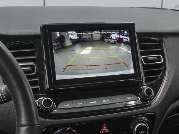 Hyundai Solaris II Рестайлинг с пробегом 2021 года, цена 1 830 000 рублей, 77469 км, седан, Автокод Объявления