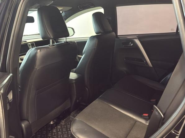 Toyota RAV4 IV (XA40) Рестайлинг с пробегом 2016 года, цена 2 380 000 рублей, 130000 км, внедорожник, Автокод Объявления