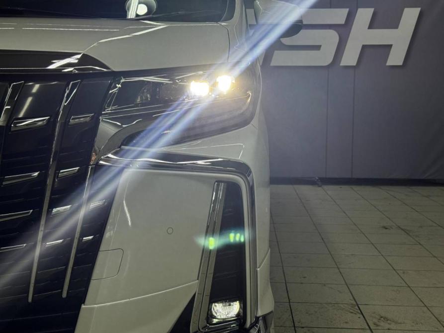 Toyota Alphard III Рестайлинг Благовещенск  - изображение 18