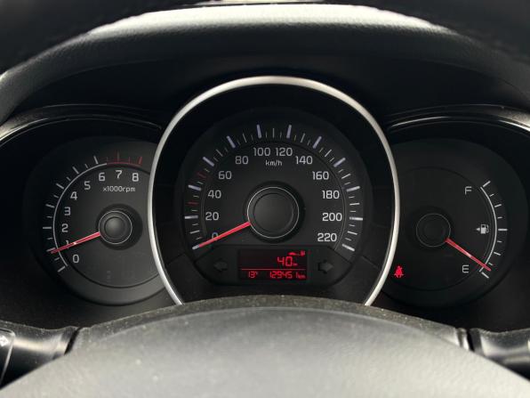 Kia Rio III Рестайлинг с пробегом 2016 года, цена 919 000 рублей, 129280 км, седан, Автокод Объявления
