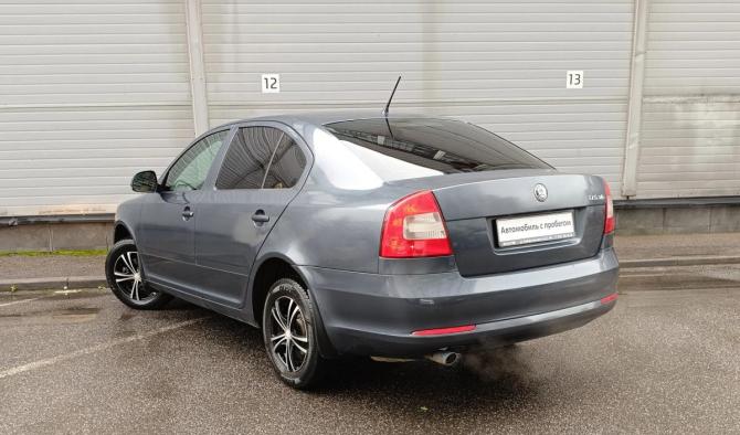 Skoda Octavia II (A5) Рестайлинг с пробегом 2013 года, цена 529 000 рублей, 227930 км, лифтбек, Автокод Объявления