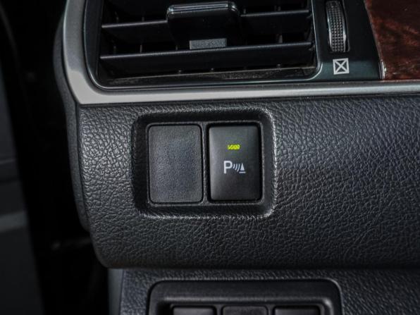 Toyota Camry VII (XV50) Рестайлинг с пробегом 2016 года, цена 1 929 000 рублей, 241397 км, седан, Автокод Объявления