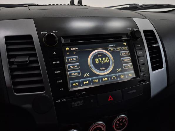 Mitsubishi Outlander II с пробегом 2008 года, цена 933 000 рублей, 245496 км, внедорожник, Автокод Объявления