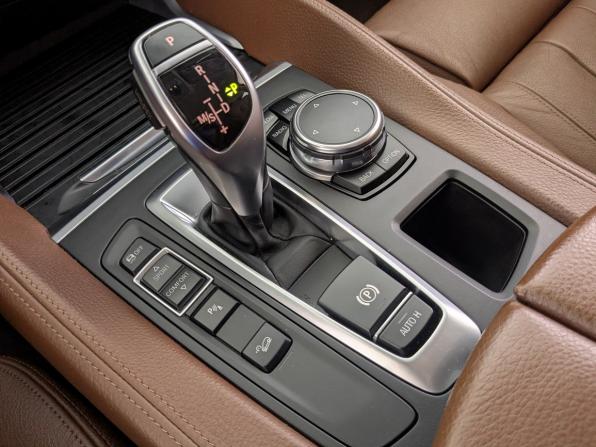 BMW X6 II (F16) с пробегом 2016 года, цена 3 300 000 рублей, 197293 км, внедорожник, Автокод Объявления