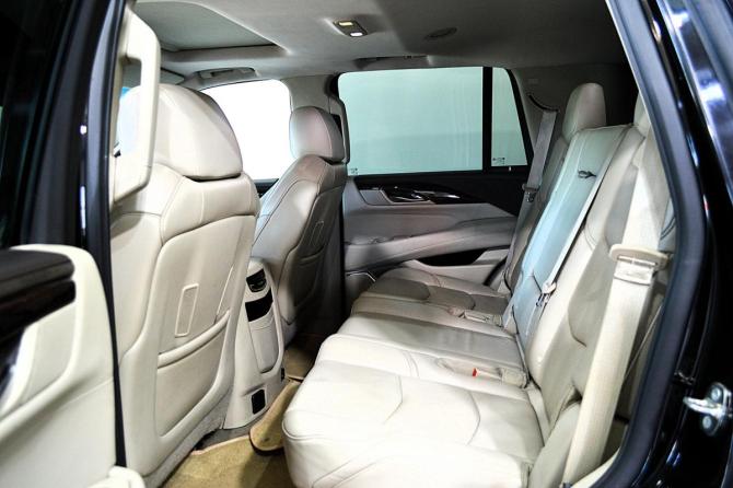 Cadillac Escalade IV с пробегом 2015 года, цена 2 575 000 рублей, 149000 км, внедорожник, Автокод Объявления