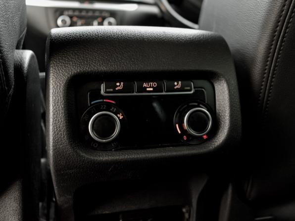 Volkswagen Sharan II с пробегом 2011 года, цена 1 300 000 рублей, 139900 км, минивэн, Автокод Объявления