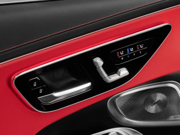 Mercedes-Benz CLE AMG с пробегом 2025 года, цена 12 690 000 рублей, 147 км, кабриолет, Автокод Объявления